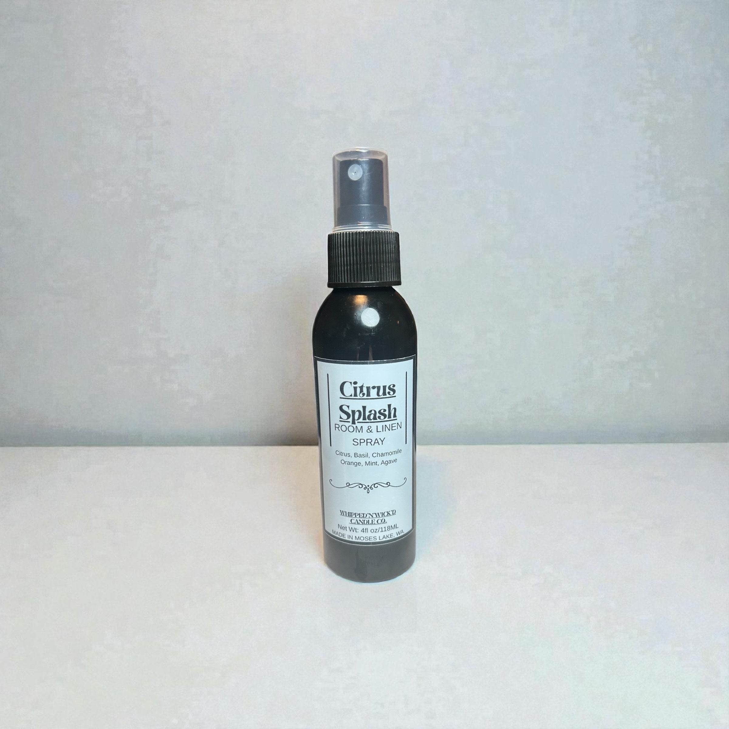 Top: Citrus, Basil
Middle: Chamomile, Orange Peel, Mint
Bottom: Agave, Tomato Leaf
Essential Oils: Orange Essence Oil, Lemon Oil