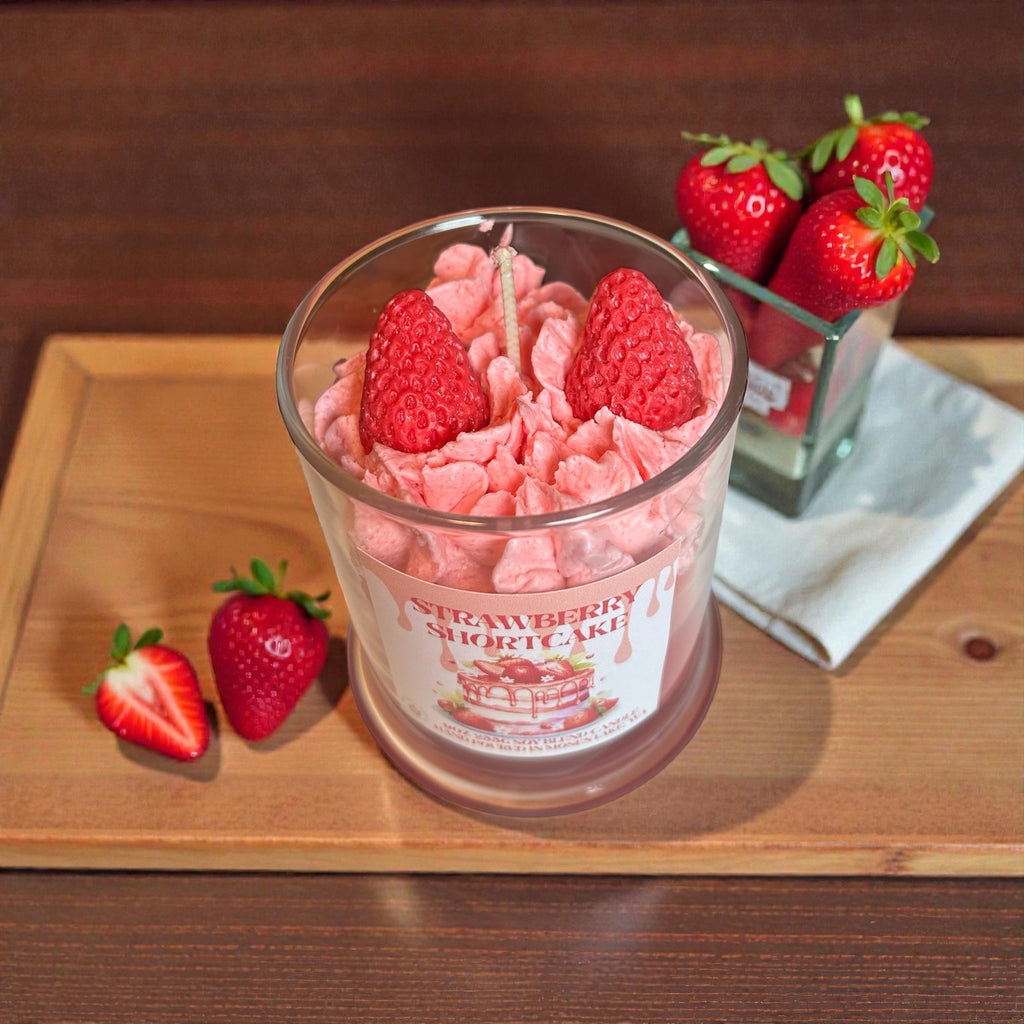 STRAWBERRY SHORTCAKE DESSERT CANDLE