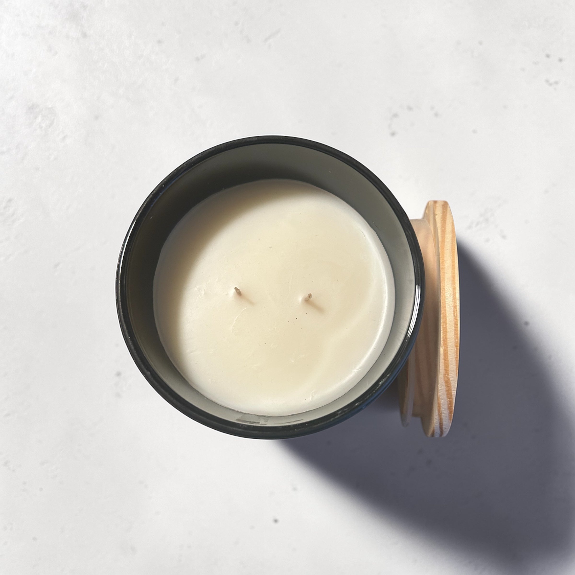 BLUE LOTUS + MOSS 2 WICK CANDLE