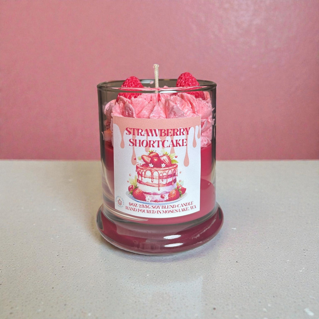 STRAWBERRY SHORTCAKE DESSERT CANDLE