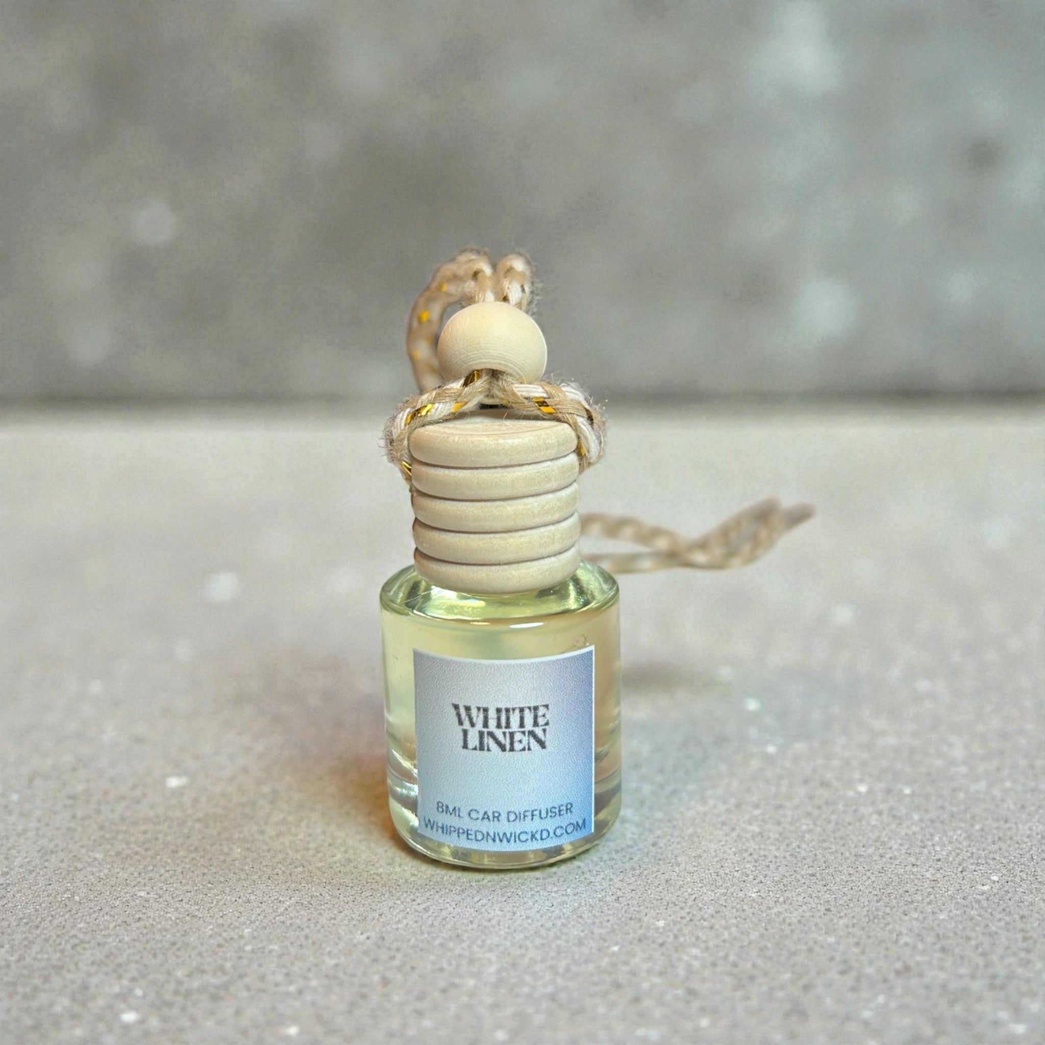 WHITE LINEN CAR DIFFUSER